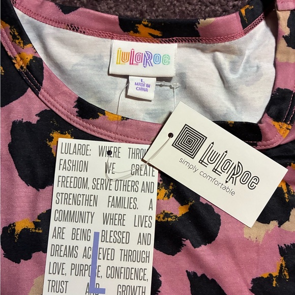 LuLaRoe Pink and Black Leopard Print Short Sleeve Tee - Picture 4 of 4